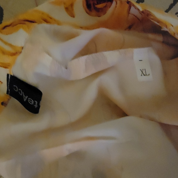 Yellow and White Baroque Print Shorts - Picture 3 of 3